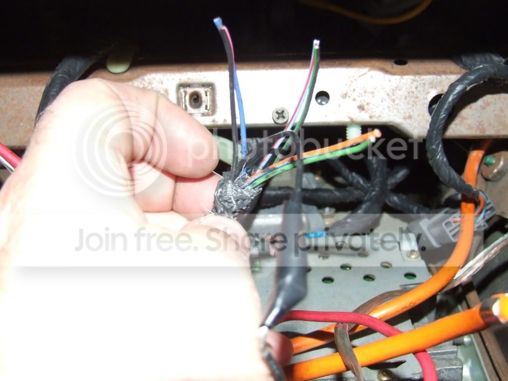 99 Mustang Mach 460 hacked install HELP!!! - MustangForums.com